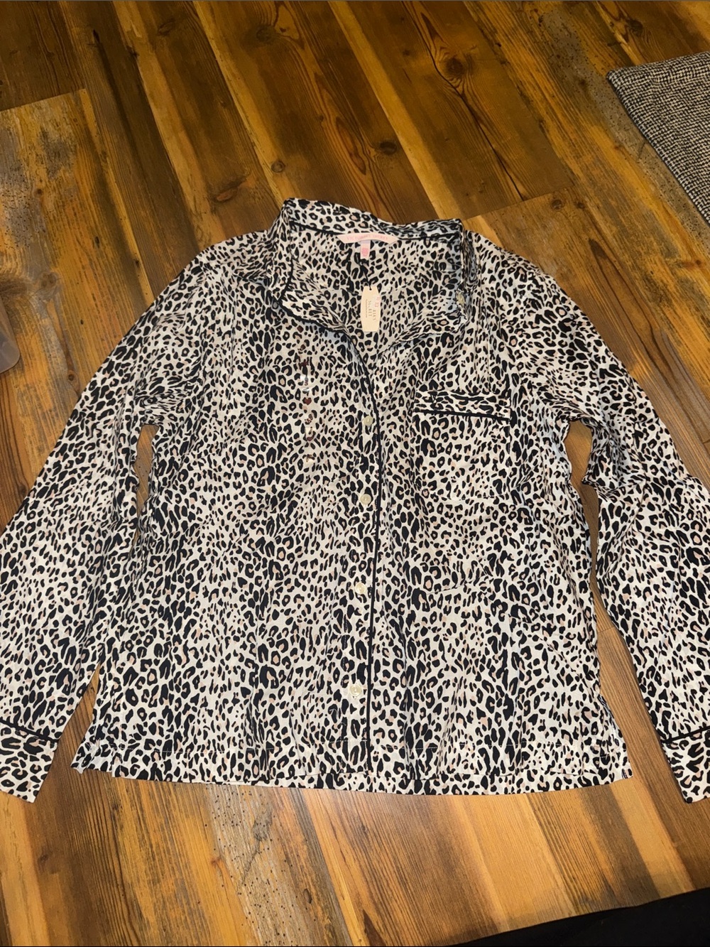 Victoria's Secret Leopard-Print Pajama Top - Black & White